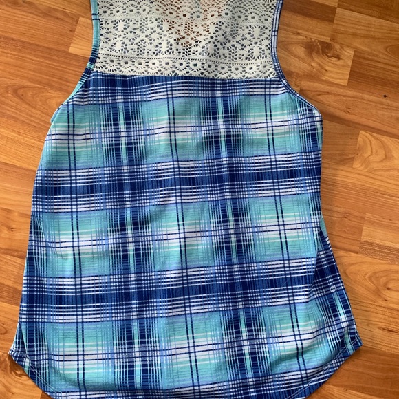 Sleeveless top - Picture 3 of 3